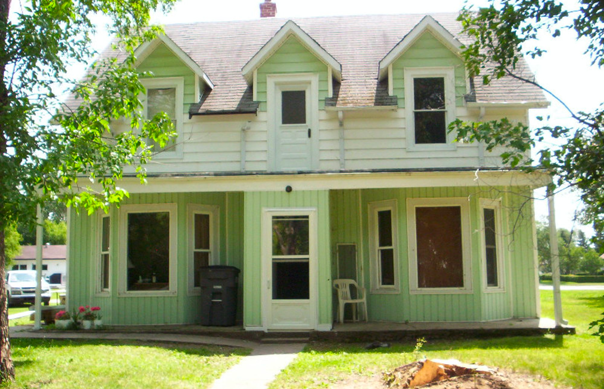 Original exterior before renovation